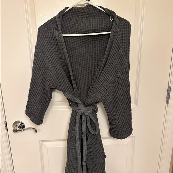 Bathen Waffle Bathrobe - Charcoal Gray - Picture 3 of 4